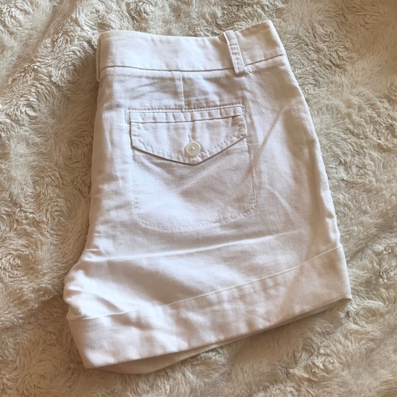 Express White Linen/Cotton Midi Shorts - Size 10 - Picture 6 of 6